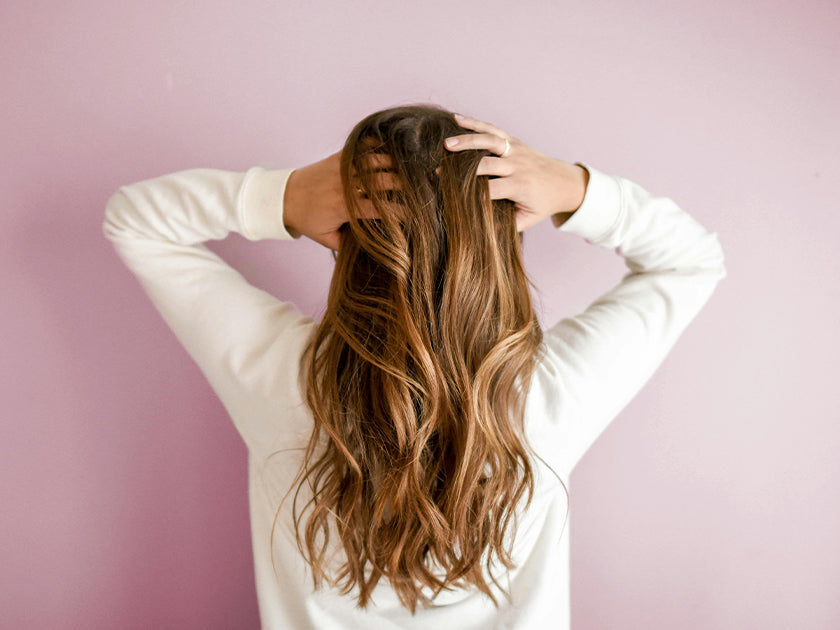 Dandruff: the causes that generate it, the different types and the remedies