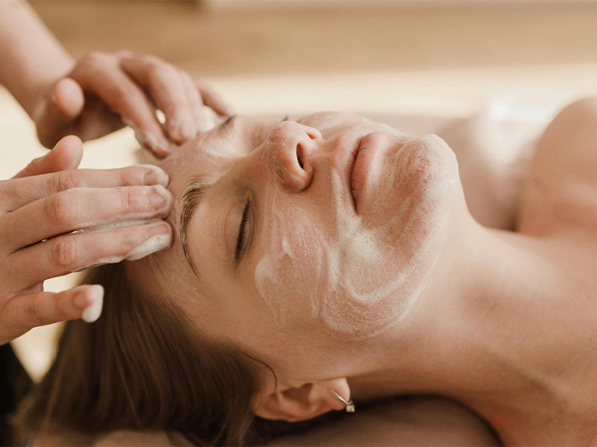 Facial Peeling: What It's For and How to Do It