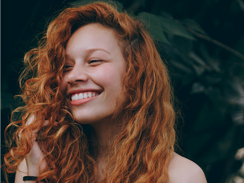 Possible causes of greasy hair and how to fix it
